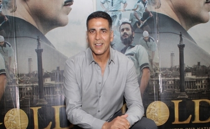 akshay kumar20181011124352_l